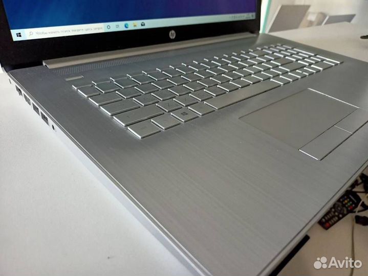 Hp 17-By2077ur Отличный 17* Дюймовый Ноутбук
