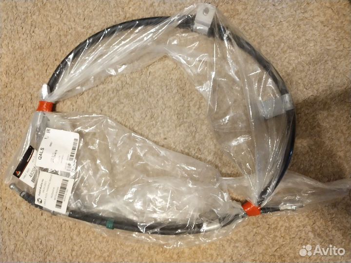 Трос стояночного тормоза