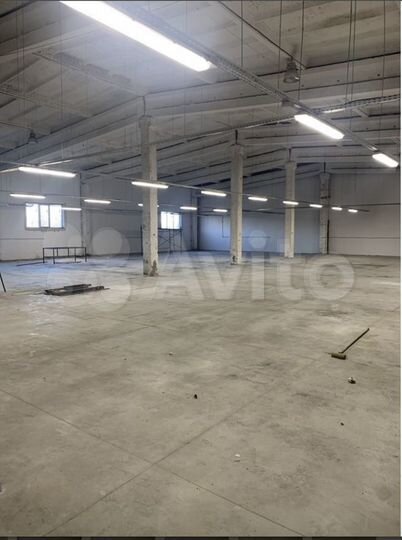 Склад, 2500 м²