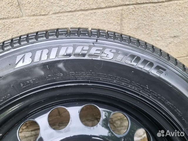 Bridgestone Blizzak Ice 215/55 R16