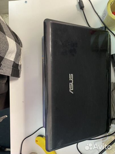 Ноутбук asus