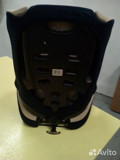 Детское автомобильное кресло