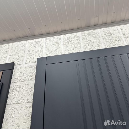 Дверь входная