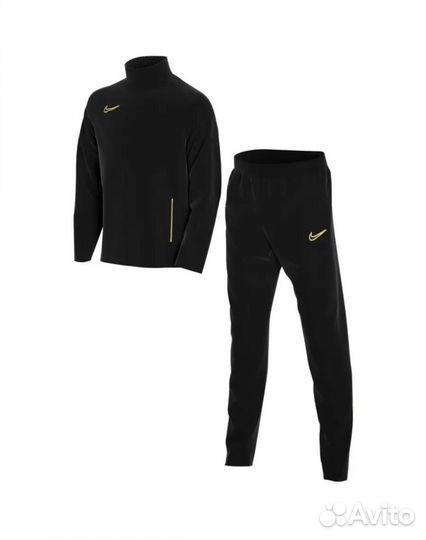 Спортивный костюм Nike