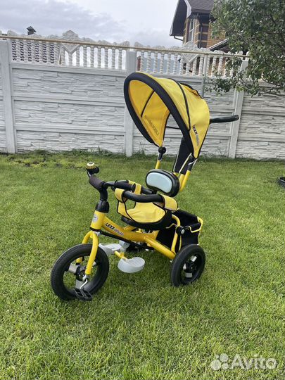 Трехколесный велосипед