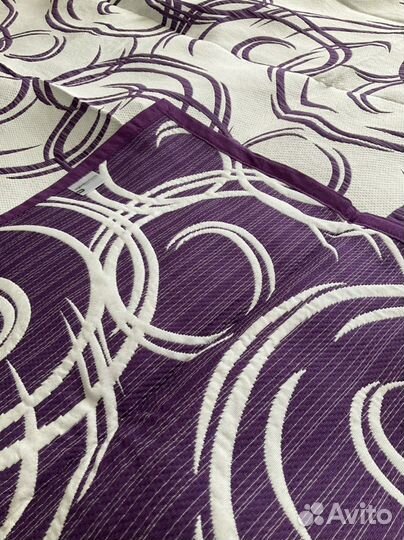 Покрывало на кровать новое