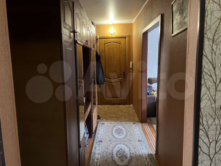 4-к. квартира, 81 м², 5/5 эт.