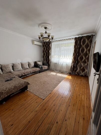 3-к. квартира, 67 м², 1/9 эт.