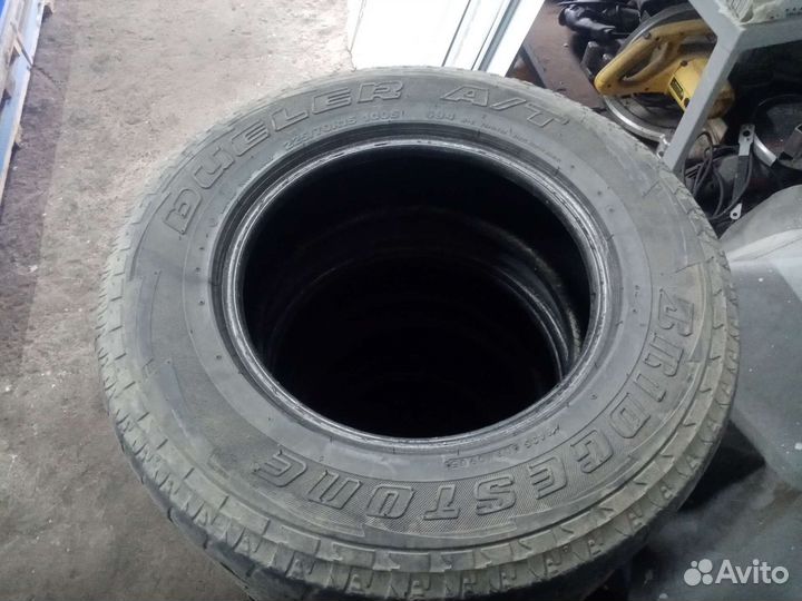 Bridgestone Dueler A/T 225/70 R15