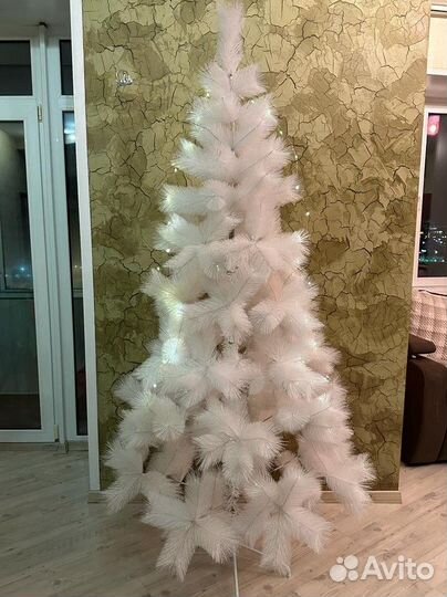 Елка искусственная