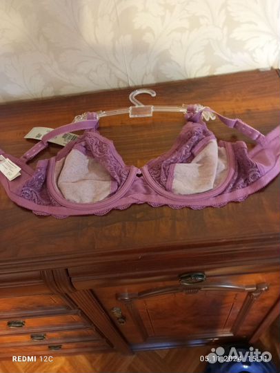 Бюстгалтер нов. Триумф, 85С, Германия