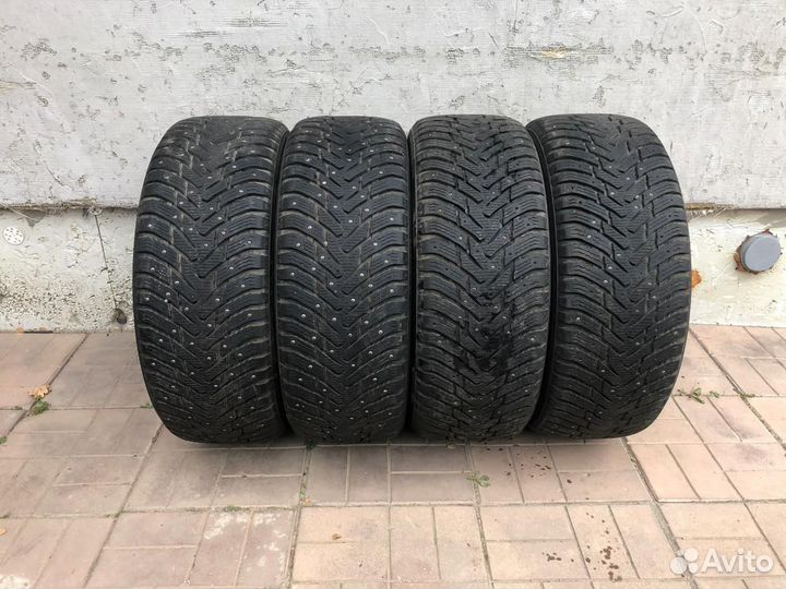 Nokian Tyres Hakkapeliitta 8 SUV 275/55 R20 117T