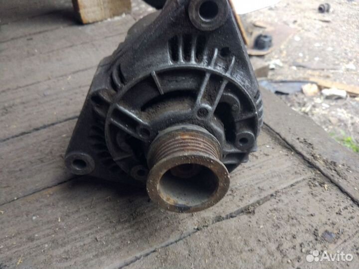 Генератор Мерседес W202 1994 г