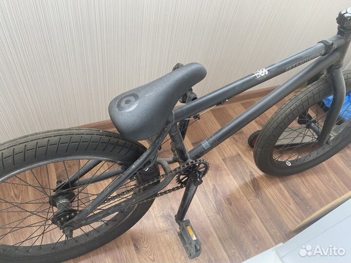 Трюковой велосипед bmx