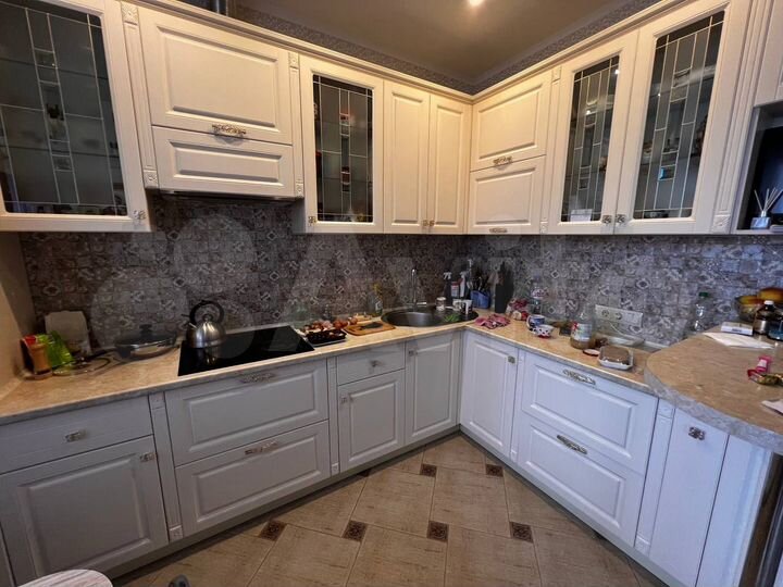 2-к. квартира, 71,5 м², 5/17 эт.