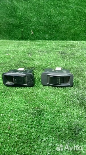 Кнопка стеклоподъемника Toyota Caldina