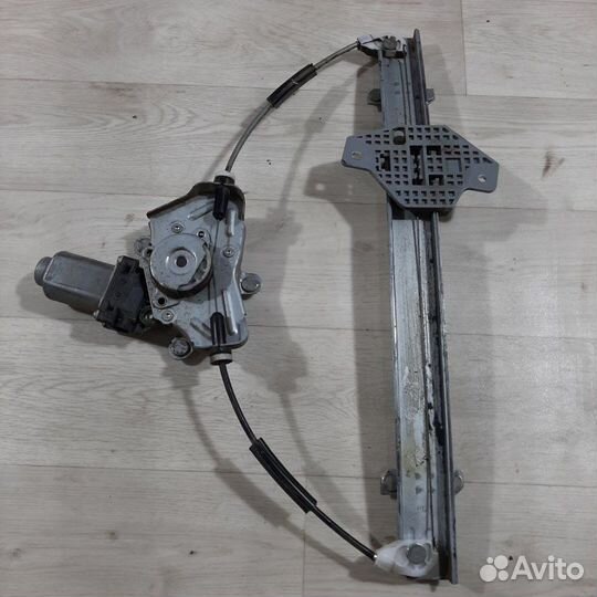 Стеклоподъемник передний правый Kia Rio 3 седан 1
