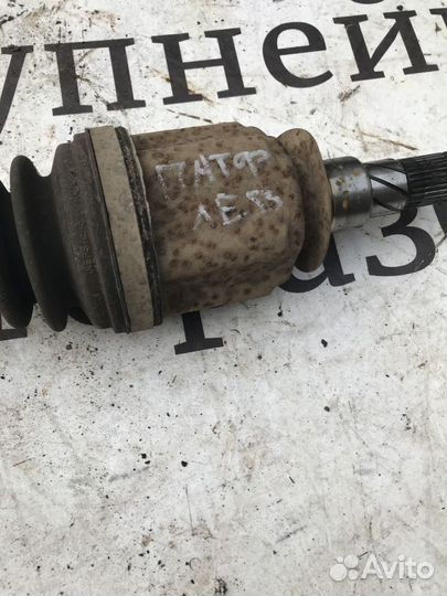 Полуось передняя левая Nissan Pathfinder