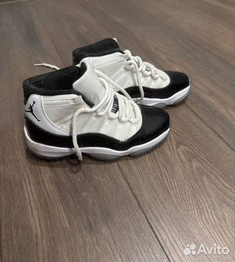 Кроссовки nike air jordan 11