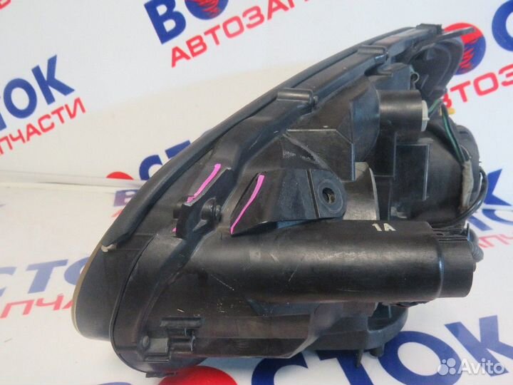 Фара Право subaru impreza GD3