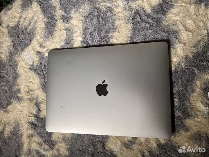 MacBook Air M1 8/512 8 Core Graphics Ростест