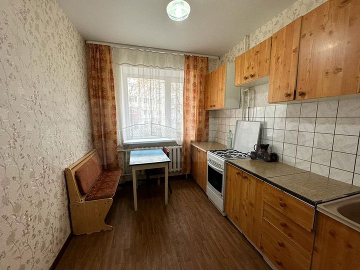 2-к. квартира, 57,9 м², 2/5 эт.
