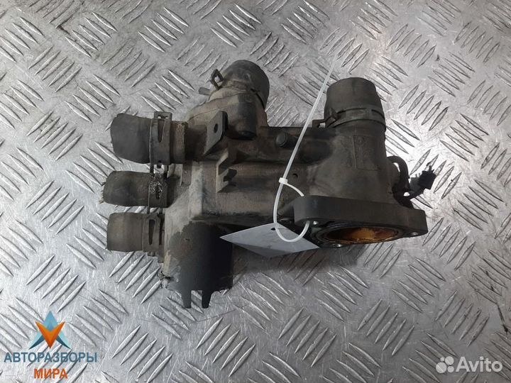 Корпус термостата seat Leon 2002 032121111