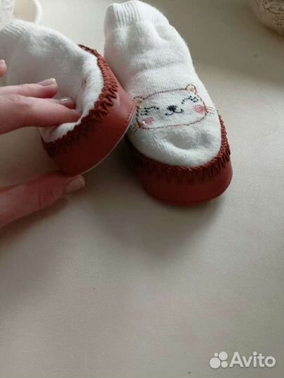 Носочки на подошве