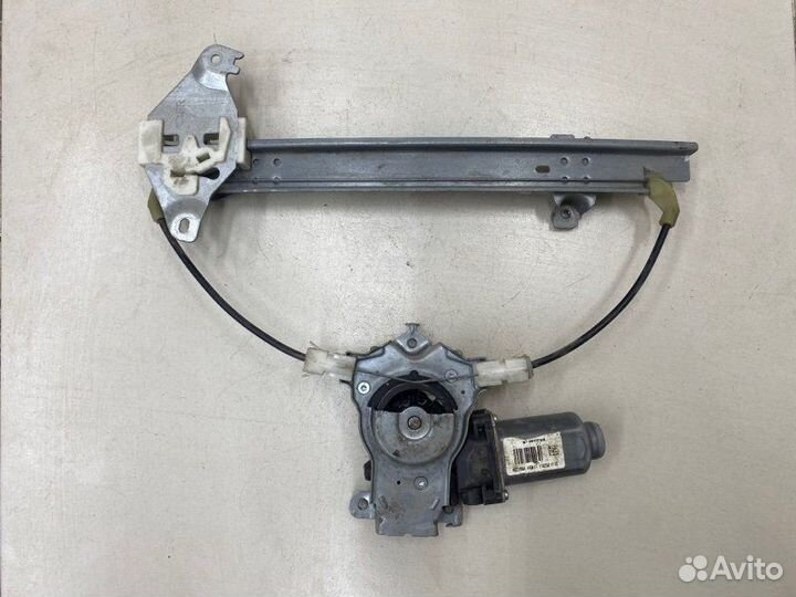 Стеклоподъемник электрический задний правый Nissan