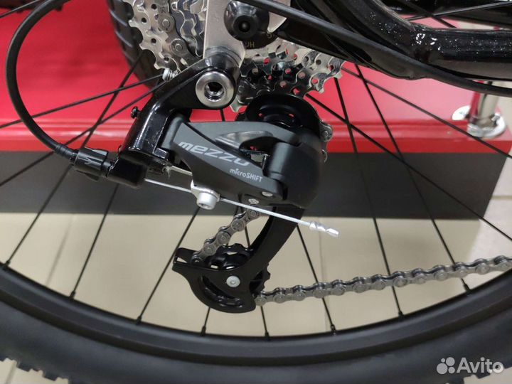 Велосипед 27,5 TT Lavina черный