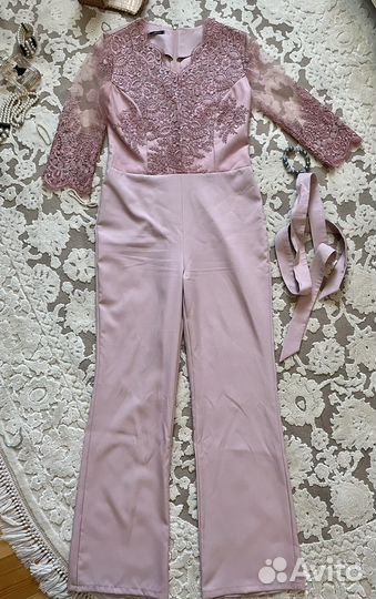 Комбинезон женский нарядный