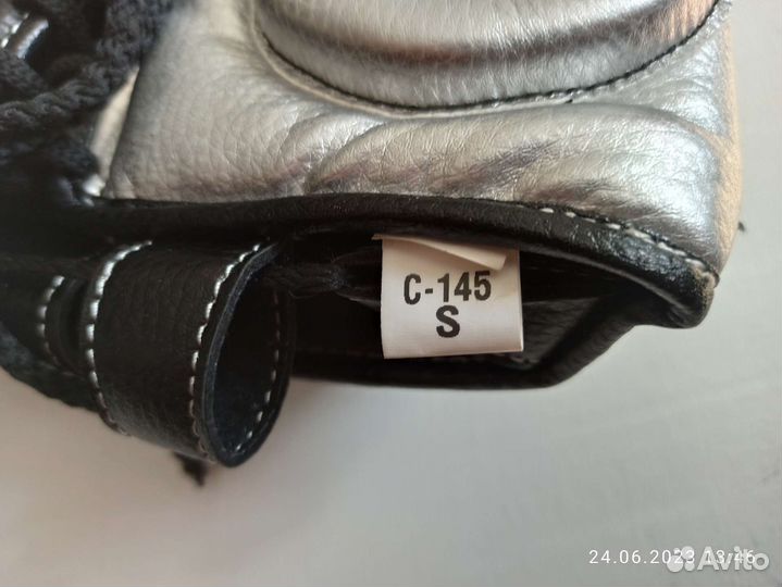 Боксерские перчатки Clinch 8 oz, 10 oz