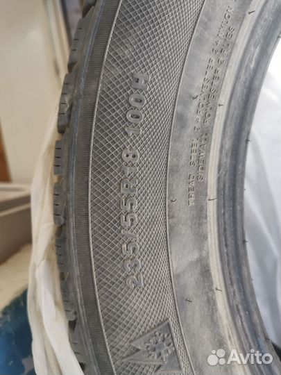 Kumho I'Zen RV Asymmetric 235/55 R18 100H