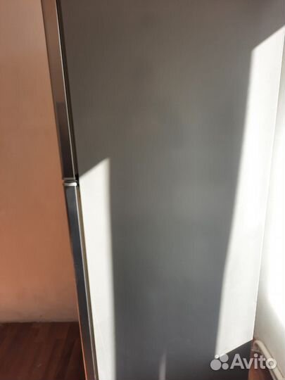 Холодильник toshiba