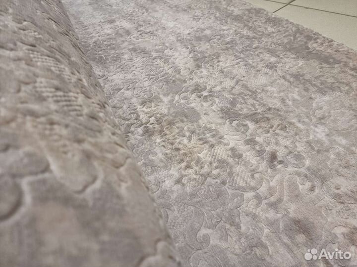 Ковер на резиновой основе на отрез турция