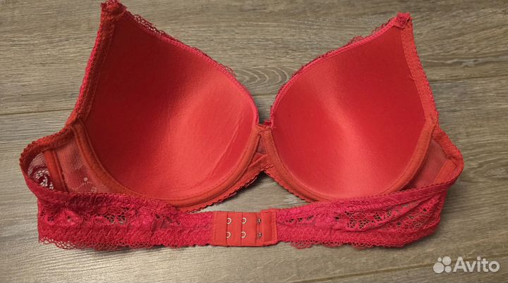 Бюстгальтер