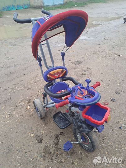 Детский трехколесный велосипед