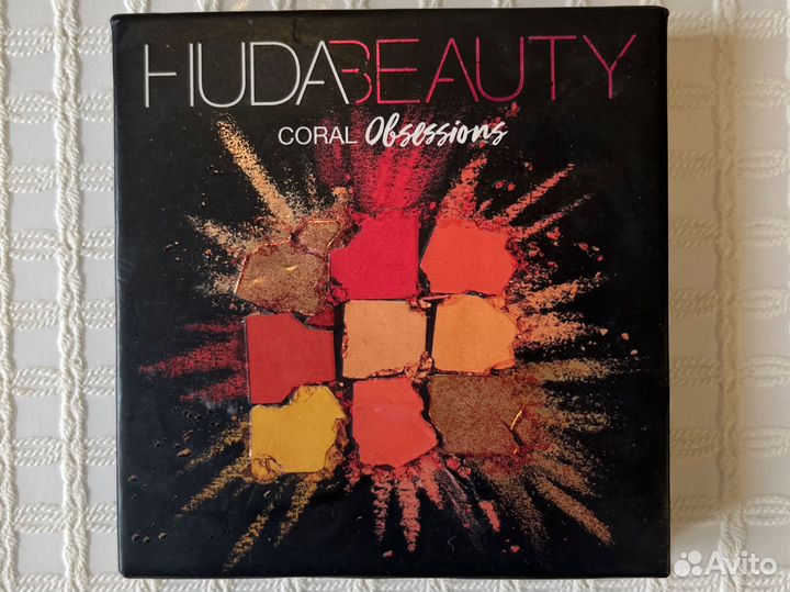 Huda beauty палетка тени