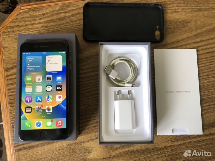 iPhone 8 Plus, 64 ГБ