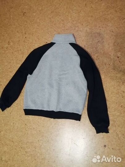 Костюм спортивный