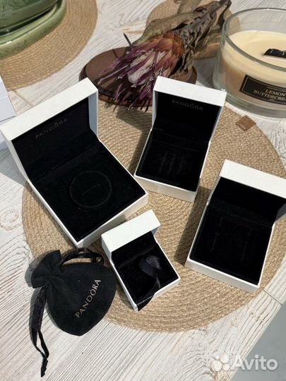 Фирменные коробки pandora
