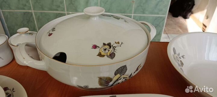 Столовый сервиз