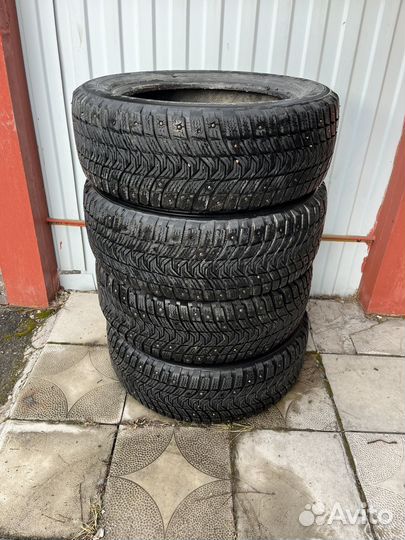 Michelin X-Ice North 3 205/55 R16