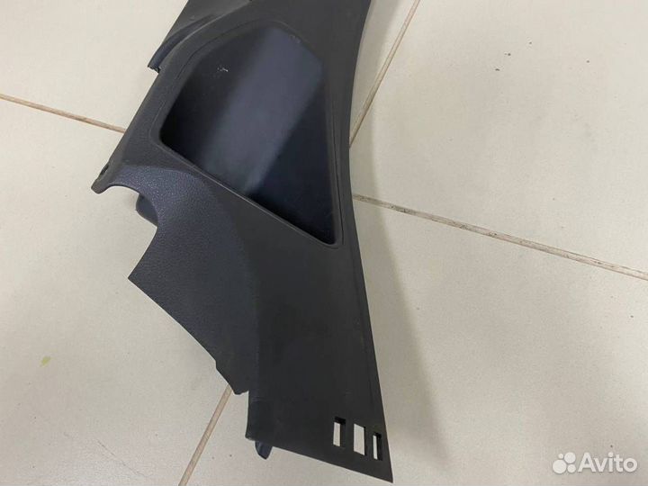 Обшивка стойки Ford Focus 3 2011