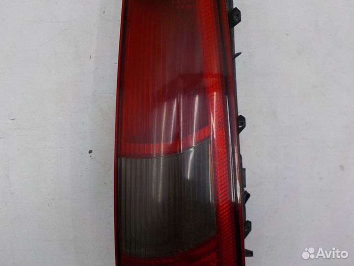 Фонарь задний правый Ford Fiesta 2001-2007