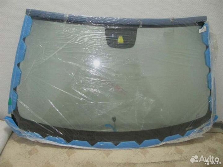 Лобовое стекло Киа Спортейдж 2 / 3 / 4