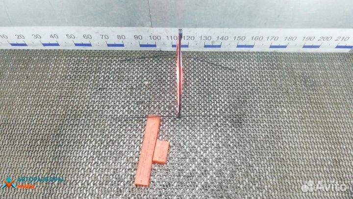 Знак аварийной остановки Volkswagen Jetta 5 2007