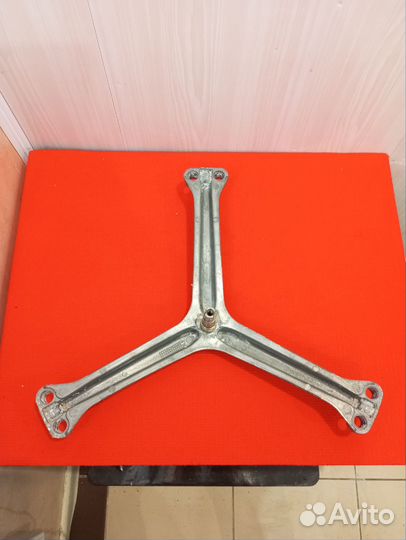 Крестовина для стиральной машины Indesit /Ariston