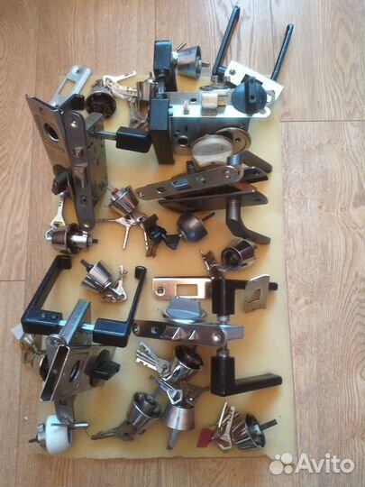 Замки дверные