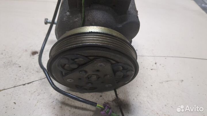 Компрессор кондиционера Volkswagen Passat 5, 1997